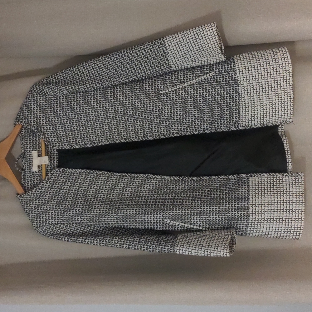 H&M Black and White Jacket Size 6